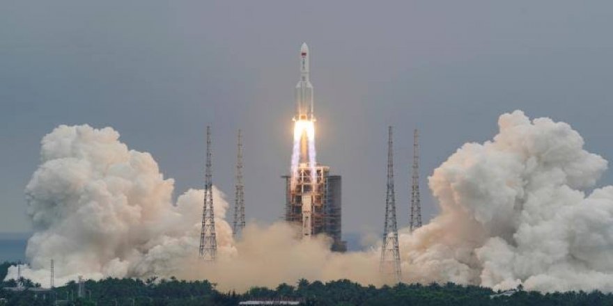 Çin, Uzay Yarışında Büyük Başarı Yakaladı! ChinaSat-9B Uydusu Uzaya Gönderildi