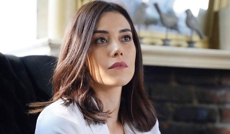 Sadakatsiz’in Doktor Asya’sı Cansu Dere Yeni Projesiyle Göz Kamaştırdı!