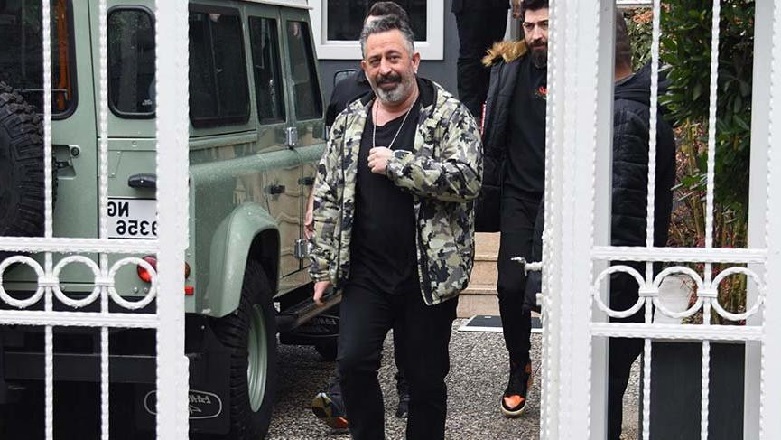 Cem Yılmaz'dan Açıklama Evet Evlendik