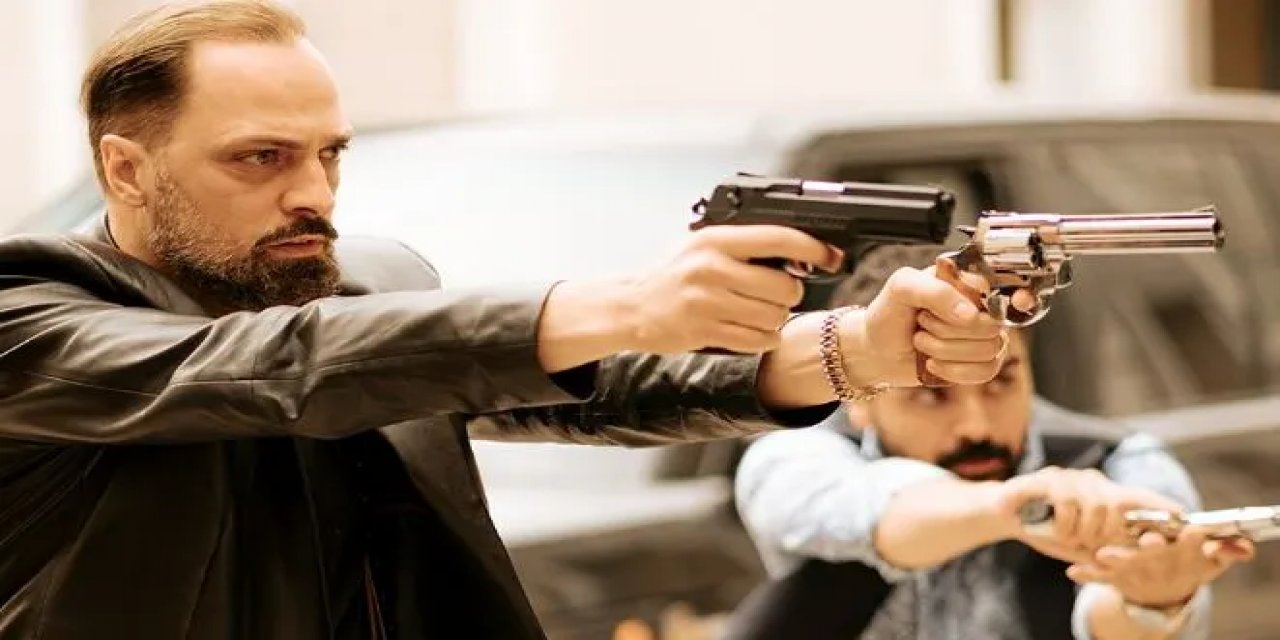 Bir Mafyanın Öğretmen Kimliği! Gelsin Hayat Bildiği Gibi Dizisi Efsane Konusuyla Ters Köşeler Yaşatacak!