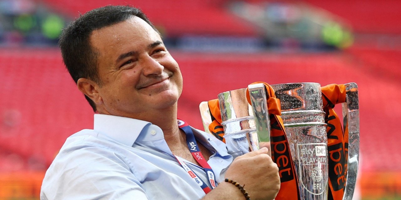 Acun Ilıcalı'dan Duygusal Açıklama: Hull City Zaferinden Sonra Konuştu