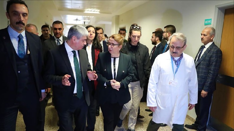 Bakan Pekcan, İdlib'den Yaralı Gelen Askerlerimizi Ziyaret Etti