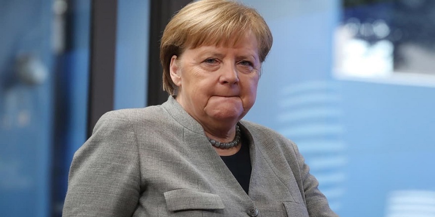 Merkel, Türkiye AB'ye Baskı Uyguluyor