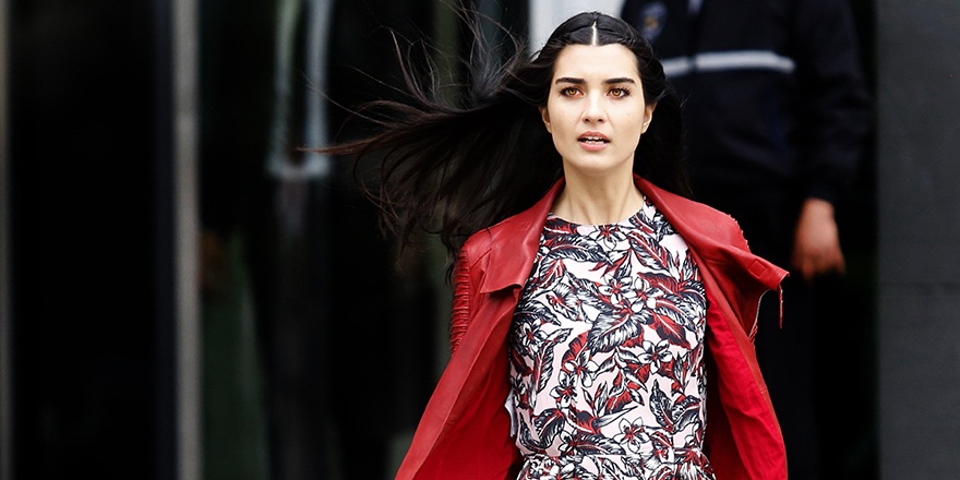 Tuba Büyüküstün'den hamam sahnesi açıklaması