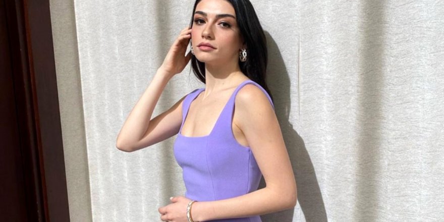 Oyuncu Hazar Ergüçlü'nün iç çamaşırsız pozları olay yarattı