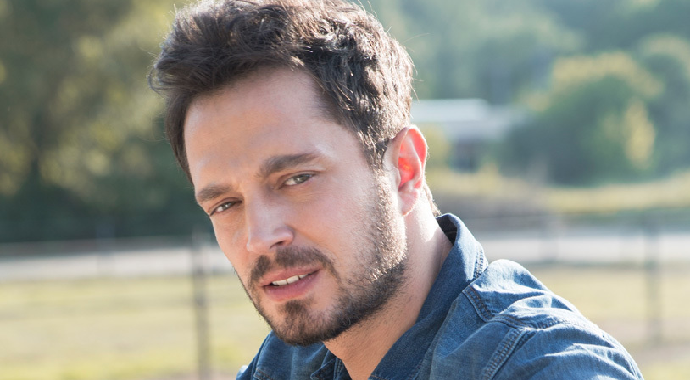 Murat Boz Depremzede Öğrencilere Destek Oldu! Doğum gününü Öğrencilere Adadı..