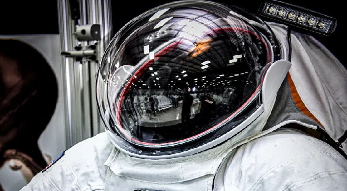 NASA’dan Yeni Nesil Astronot Kıyafeti