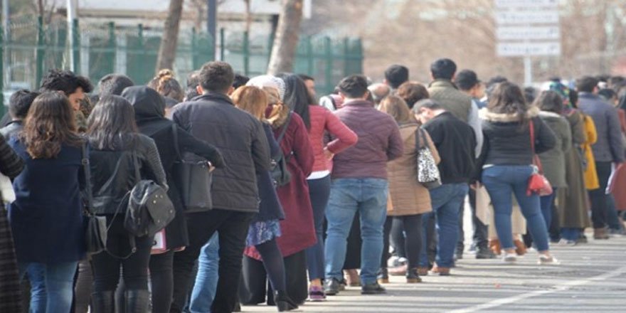 İşçiler Nasıl Geçiniyor, Ne ile Besleniyor? DİSK Açıkladı!