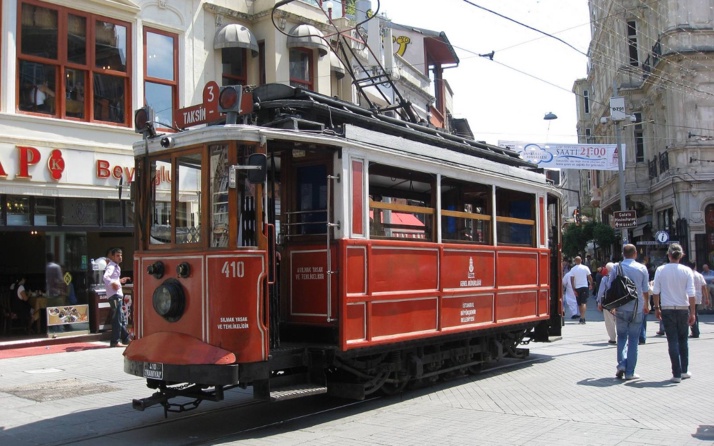 İstiklal Caddesi'nde korku dolu anlar