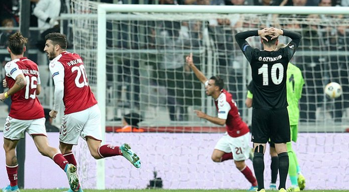 Beşiktaş İlki Başarmak İçin Sahada