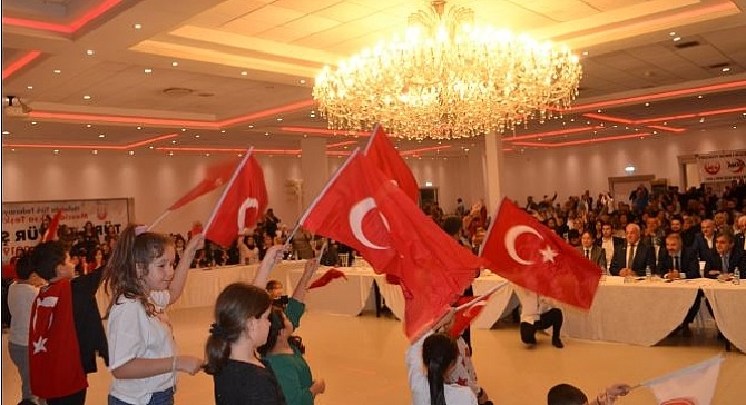 Hollanda'nın başkenti Amsterdam’da Türk Kültür Şöleni