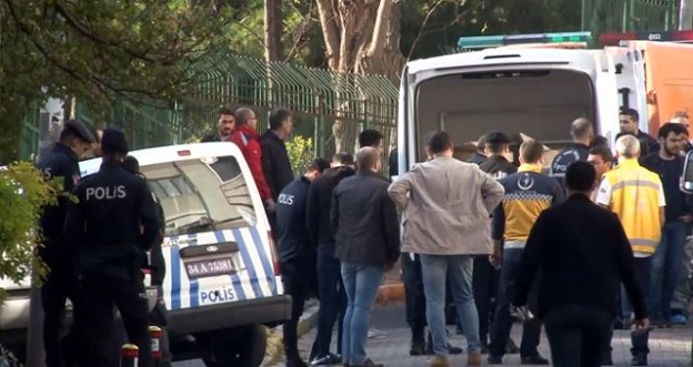 Bakırköy'de 1'i Çocuk 3 kişilik Aile Evlerinde Ölü Bulundu!
