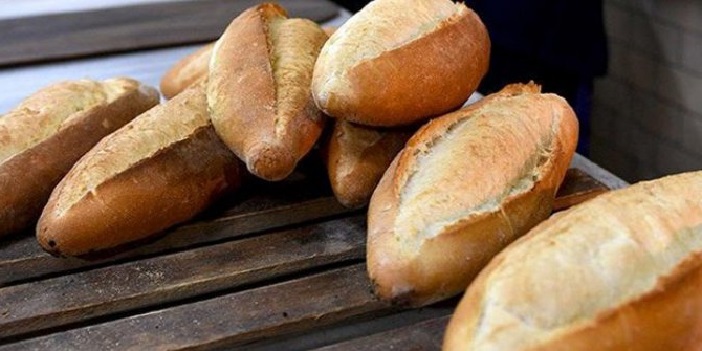 Zeytinyağlı Ekmek Kızartma Tarifi! Çorbaların Vazgeçilmezi..