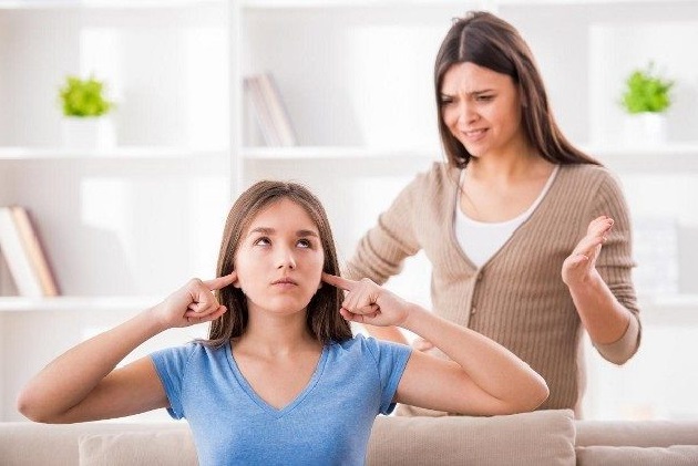 Çocuklara Psikolojik Baskının Sonuçları Ağır Oluyor