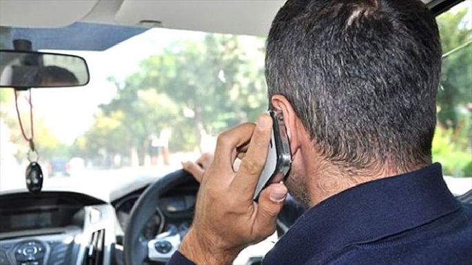 araç kullanırken telefonla konuşma cezası