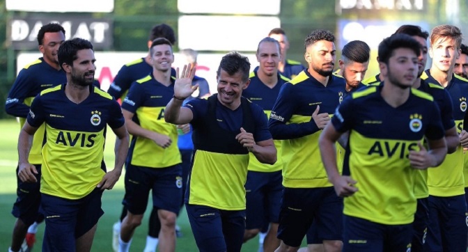 Fenerbahçe’de Defans Sıkıntısı