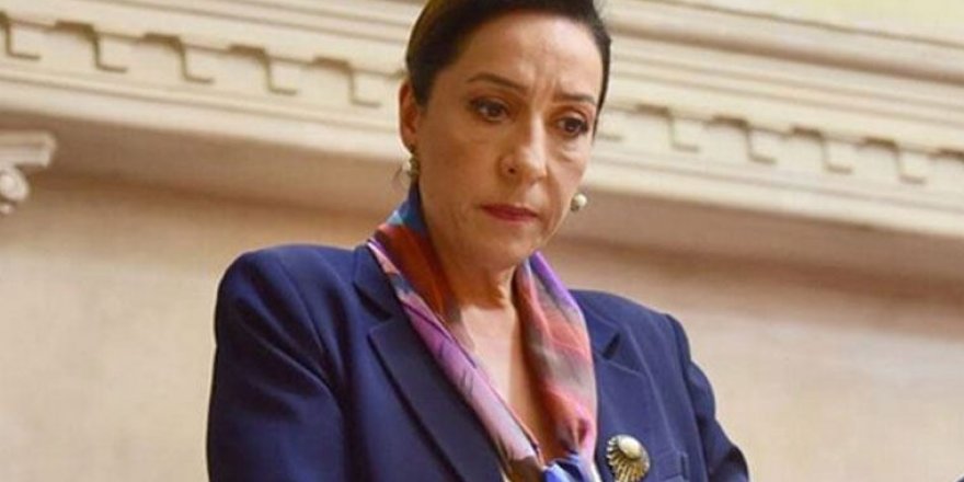 Kırmızı Oda'dan Üzen Ayrılık Haberi Daha! Veda Eden Başrol Kim?