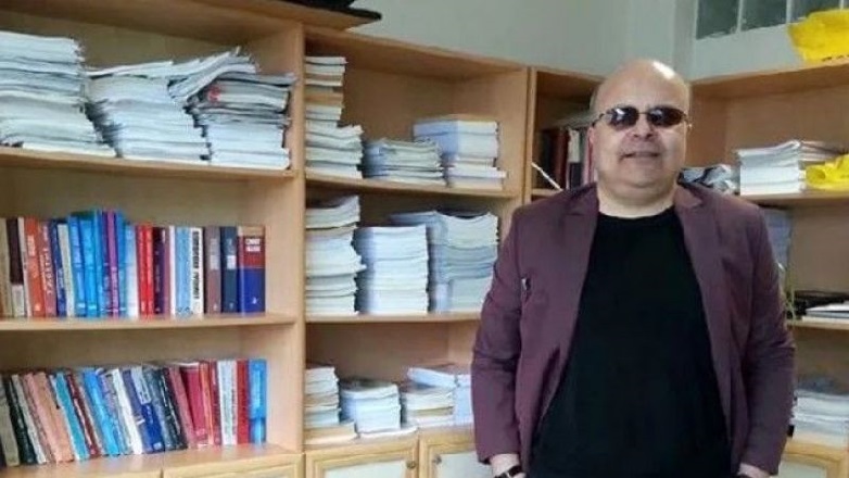 Profesörün Sır İntiharı