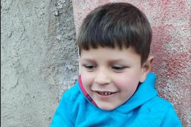 İşkence Gören Talihsiz Çocuk Hayatını Kaybetti